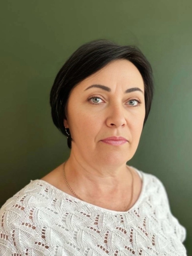Бенца Людмила Николаевна.